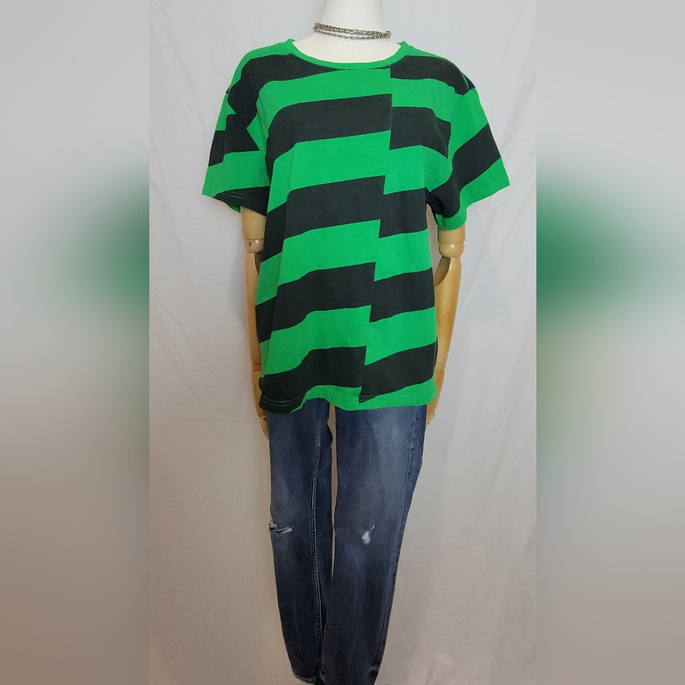 NWOT Cynthia Rowley The Drop Women's Green/Black Diagonal Stripe Tee, Size Large